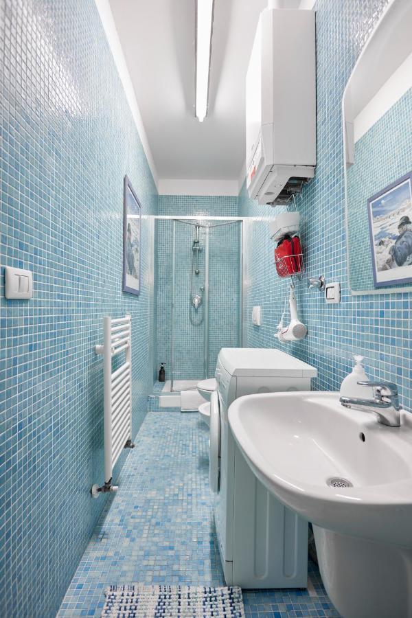 Silent And Cosy Free Netflix And Apartment Bologna